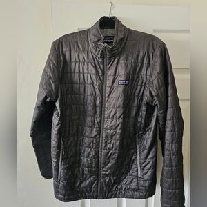 Patagonia Gray Puffer Jacket with Technical Fabric